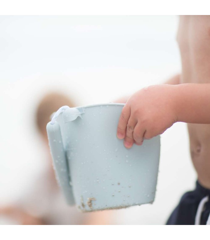 Set Cubo de playa, pala y moldes silicona Scrunch