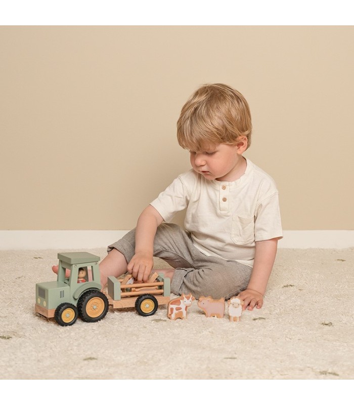 TRACTOR CON TRAILER PEQUEÑA GRANJA