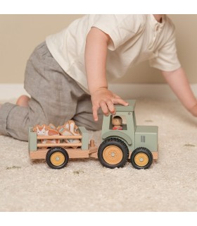 TRACTOR CON TRAILER PEQUEÑA GRANJA