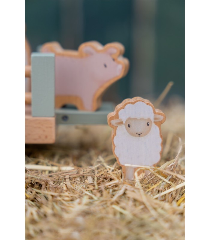 TRACTOR CON TRAILER PEQUEÑA GRANJA