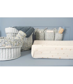 Cesta acolchada pequeña