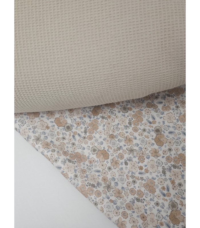 Flor beige y miniwaffle beige